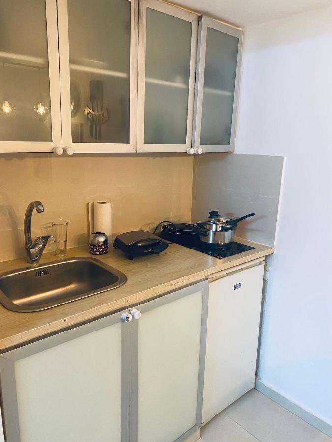 Sunny Sea View Studio Apartment Herzliya ภายนอก รูปภาพ