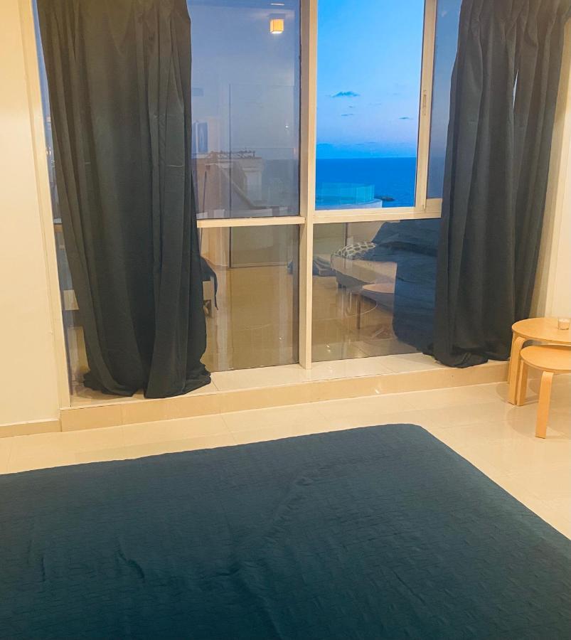 Sunny Sea View Studio Apartment Herzliya ภายนอก รูปภาพ