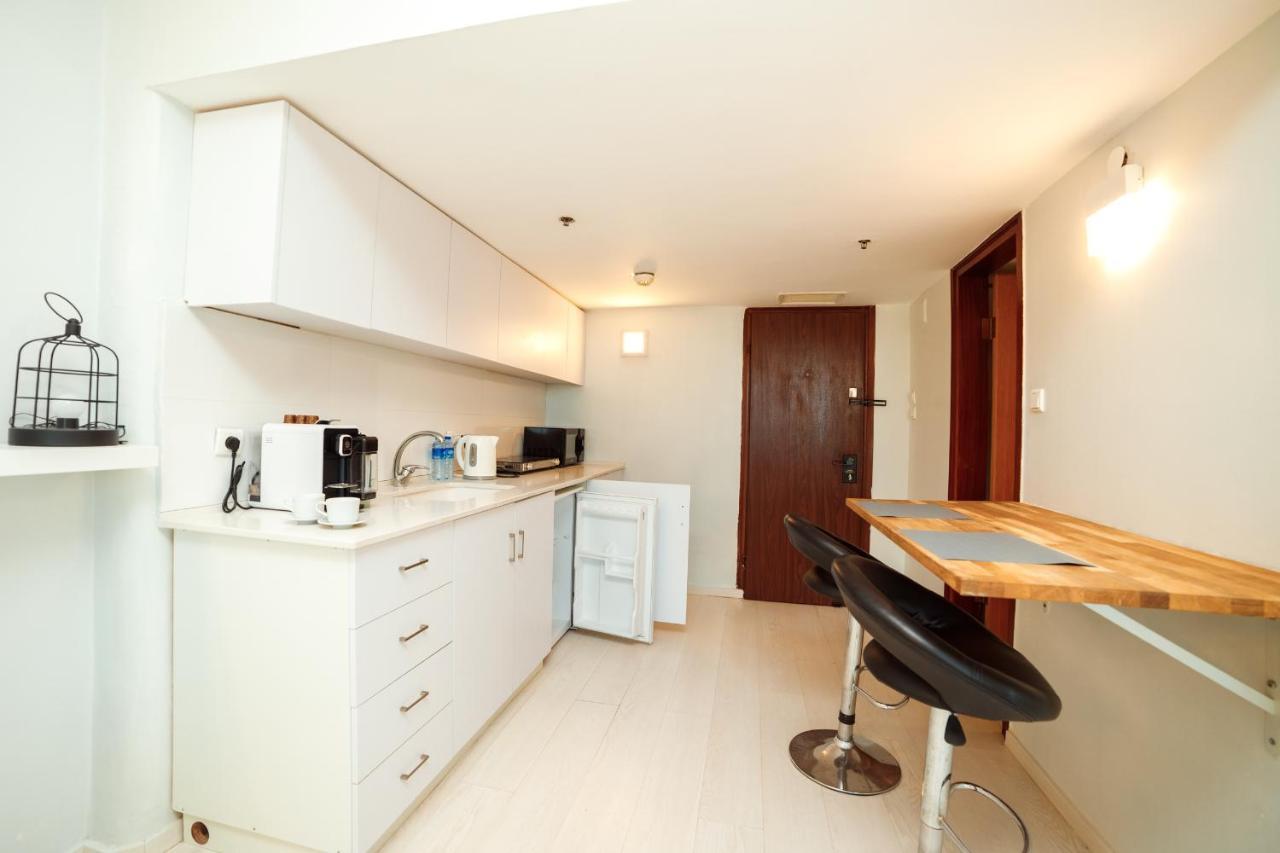 Sunny Sea View Studio Apartment Herzliya ภายนอก รูปภาพ